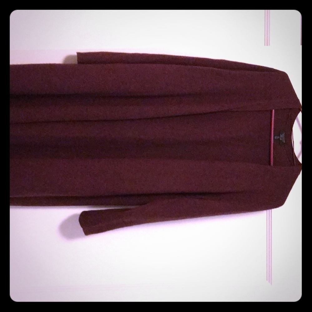 Oversized cashmere burgundy cardigan